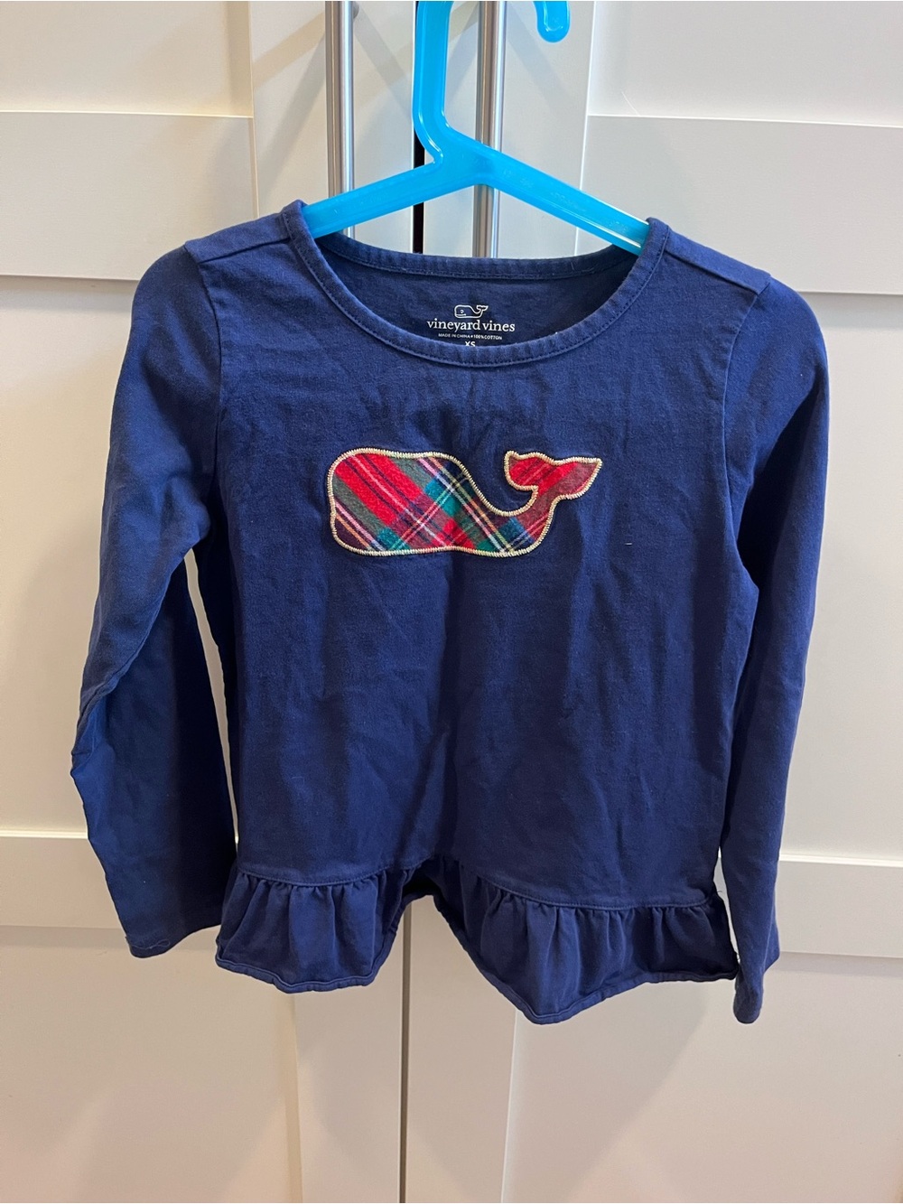 Vineyard Vines Navy Long-Sleeve Top with Plaid Whale, size XS